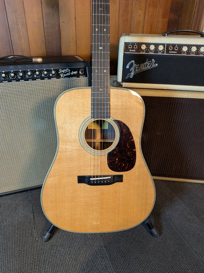 Eastman E20D-TC Dreadnought Acoustic Guitar w/Case - Natural (Serial #M2520101)