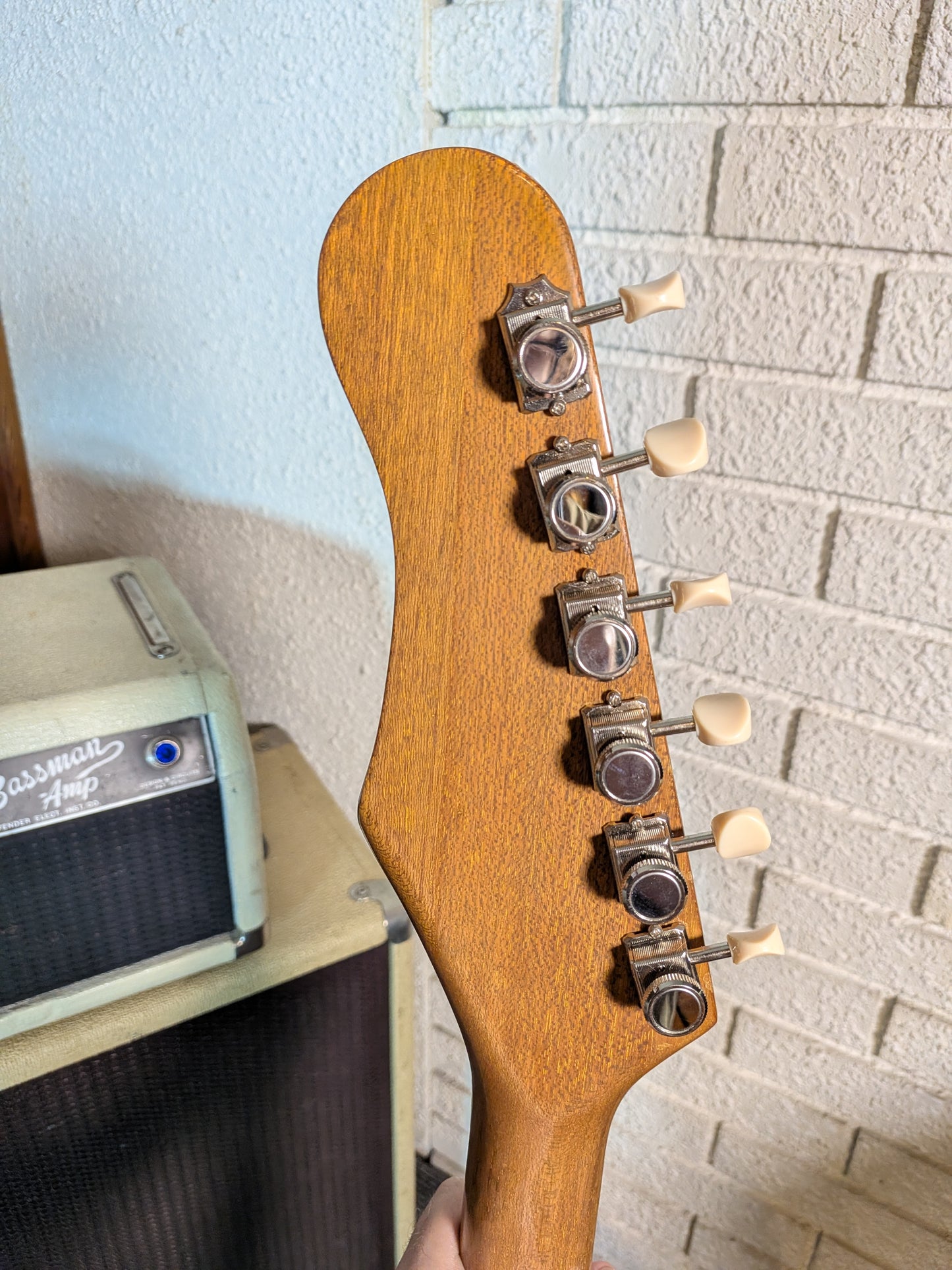 Crestwood MIJ Electric Guitar w/Case - Redburst (Late 1960's - Early 1970's)