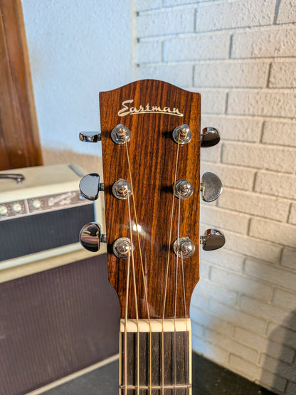 Eastman AC422CE Grand Auditorium Acoustic/Electric Guitar w/Case  - Natural (B-Stock Serial #M2125134)