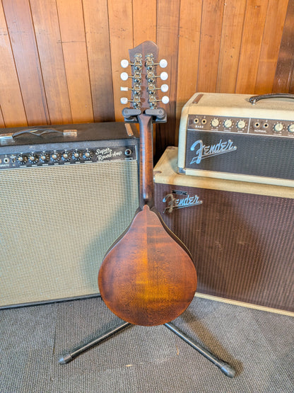 Eastman MD305L Left Handed A-Style Mandolin w/Gig Bag - Classic Satin Finish (Serial #N2302905)