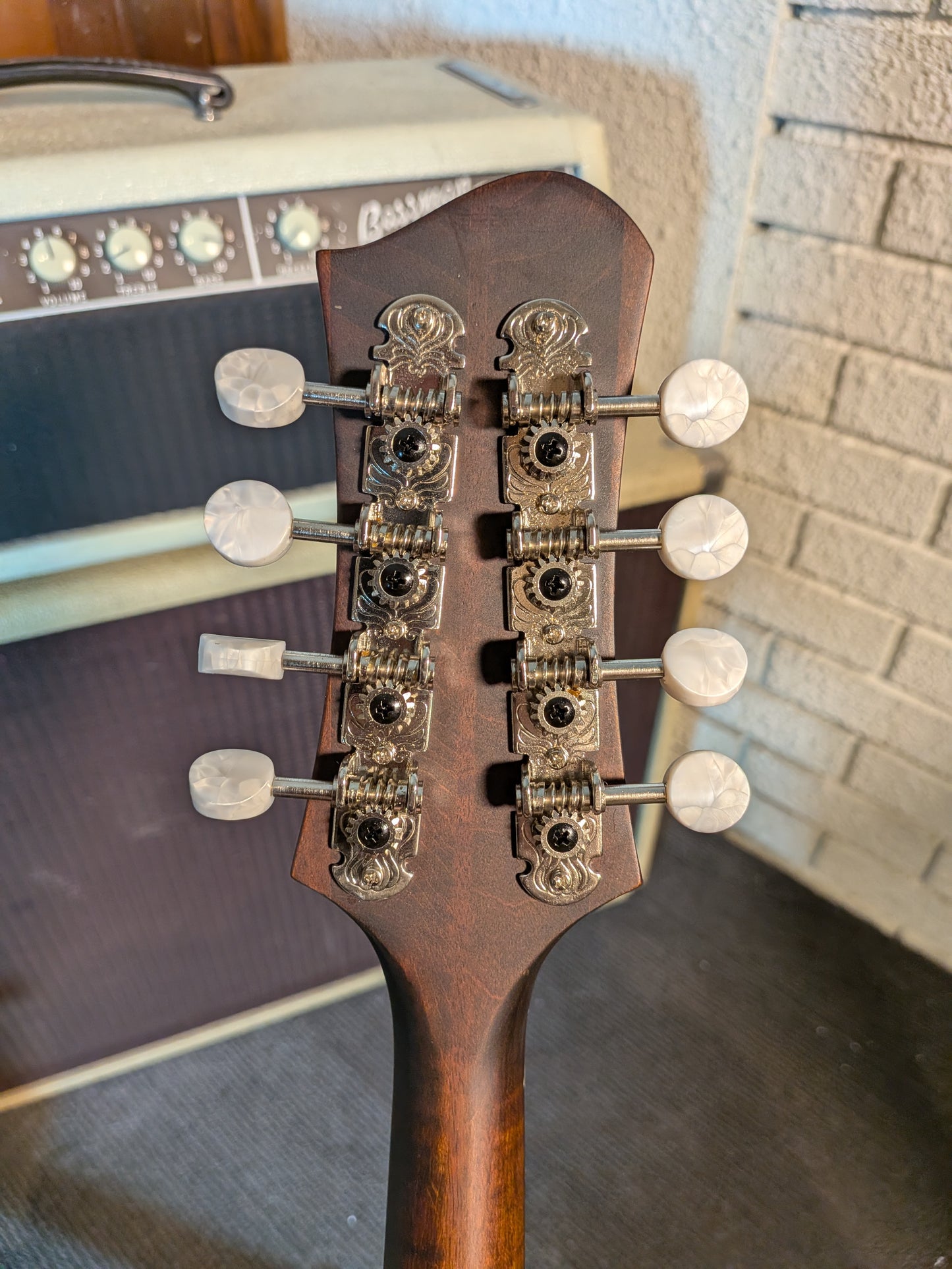 Eastman MD305L Left Handed A-Style Mandolin w/Gig Bag - Classic Satin Finish (Serial #N2302905)