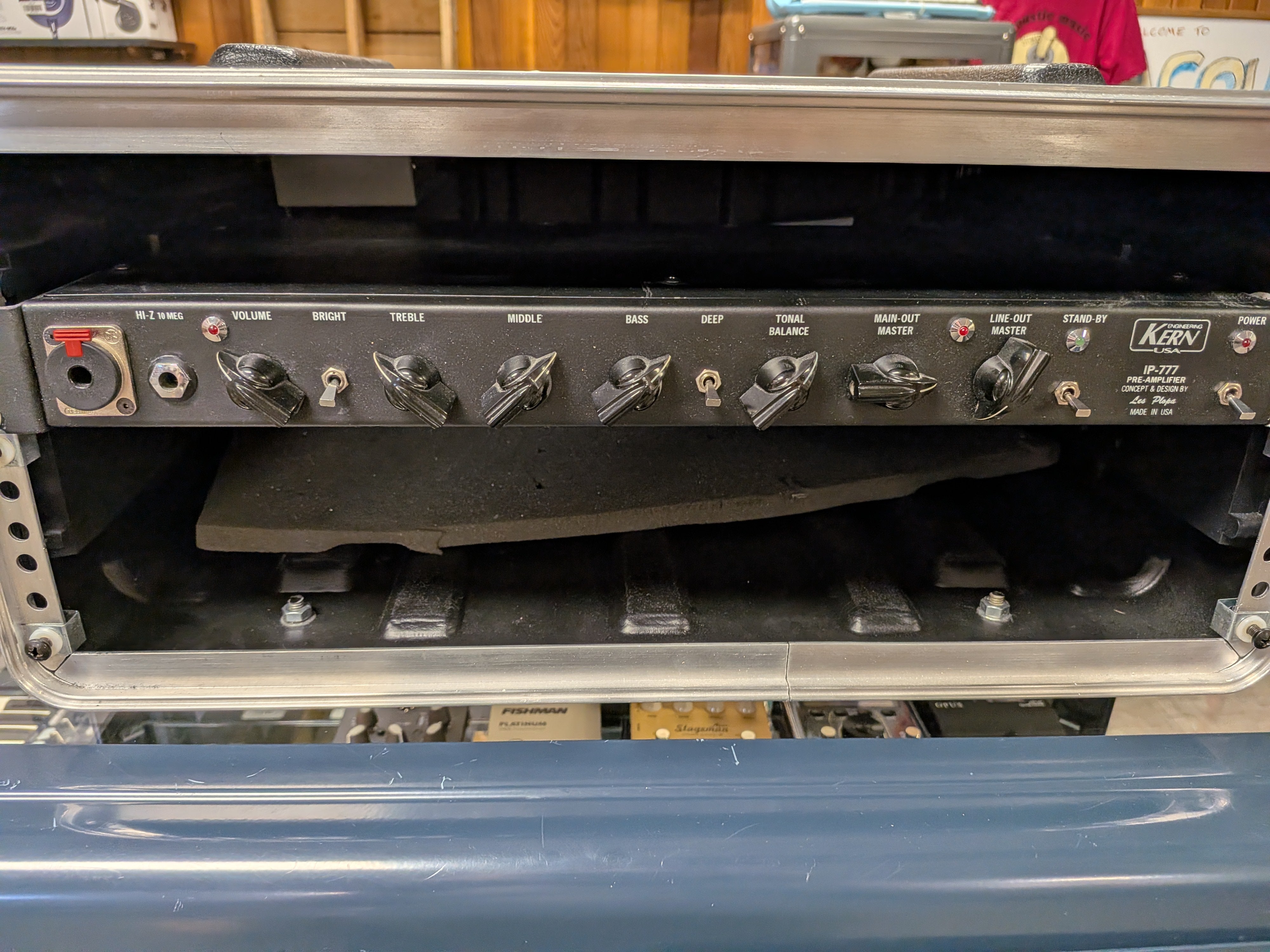 Kern Engineering IP-777 Tube Bass Preamp w/Rack Case (Used