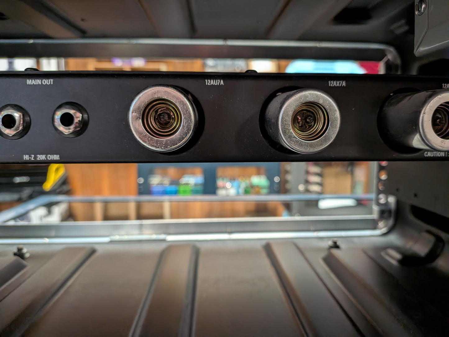 Kern Engineering IP-777 Tube Bass Preamp w/Rack Case (Used)