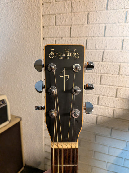 Simon & Patrick 6 Spruce Acoustic Guitar w/Case - Natural (Used)