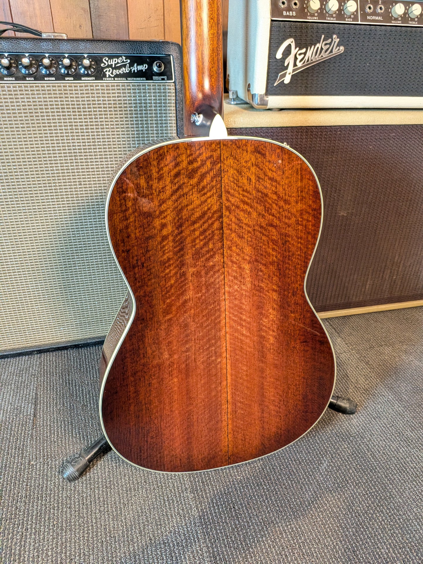 Eastman E6-LGSS-TC Slope Shoulder Thermo-Cure Acoustic Guitar w/Case - Sunburst (Serial #M2439321)