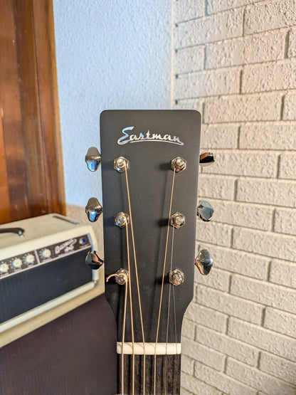 Eastman E1OMCE Deluxe OM Acoustic/Electric Guitar w/Gig Bag - Natural (Serial #M2522781)