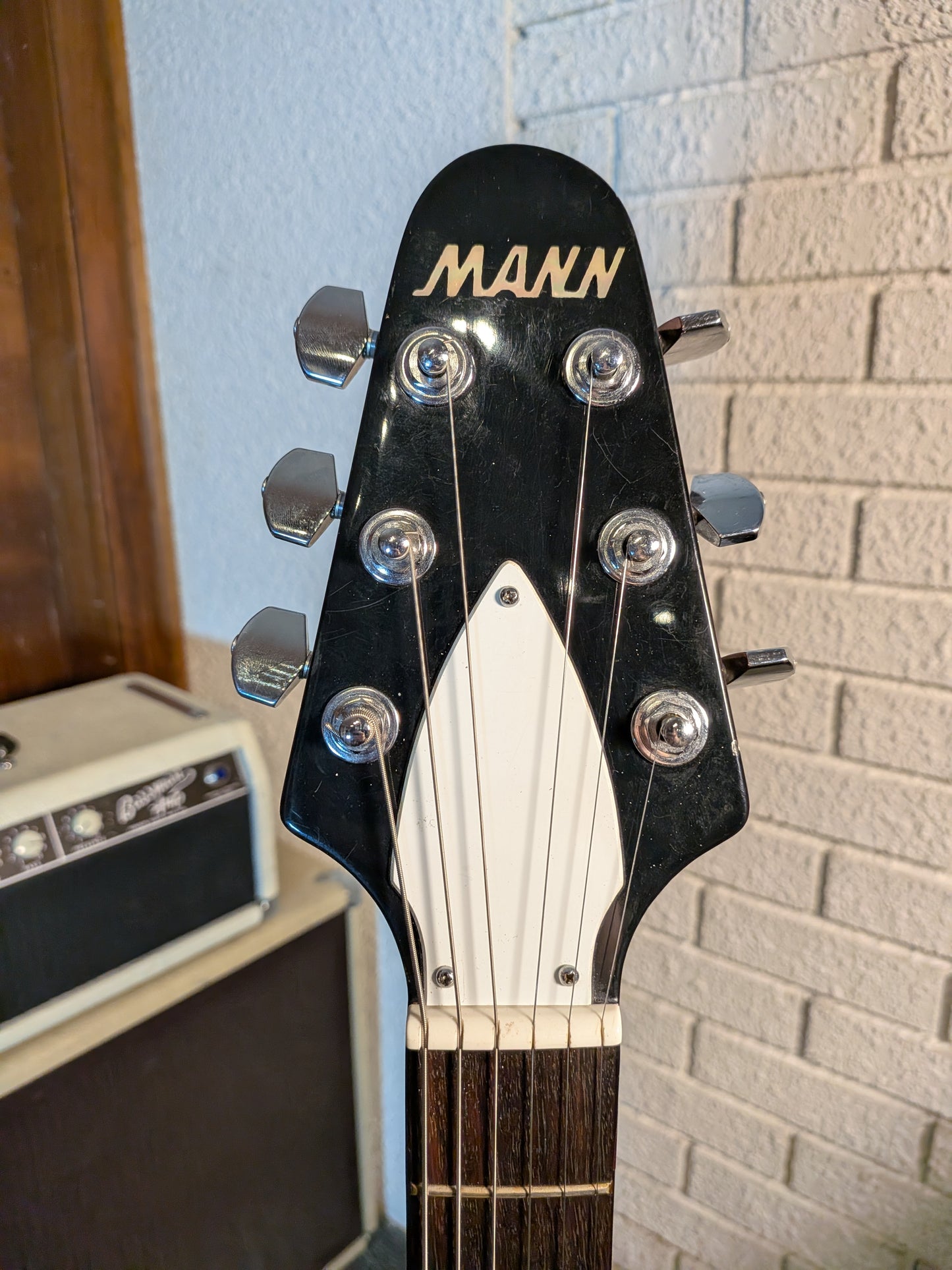 Mann Flying V Electric Guitar w/Case - Burgundy (1970's)