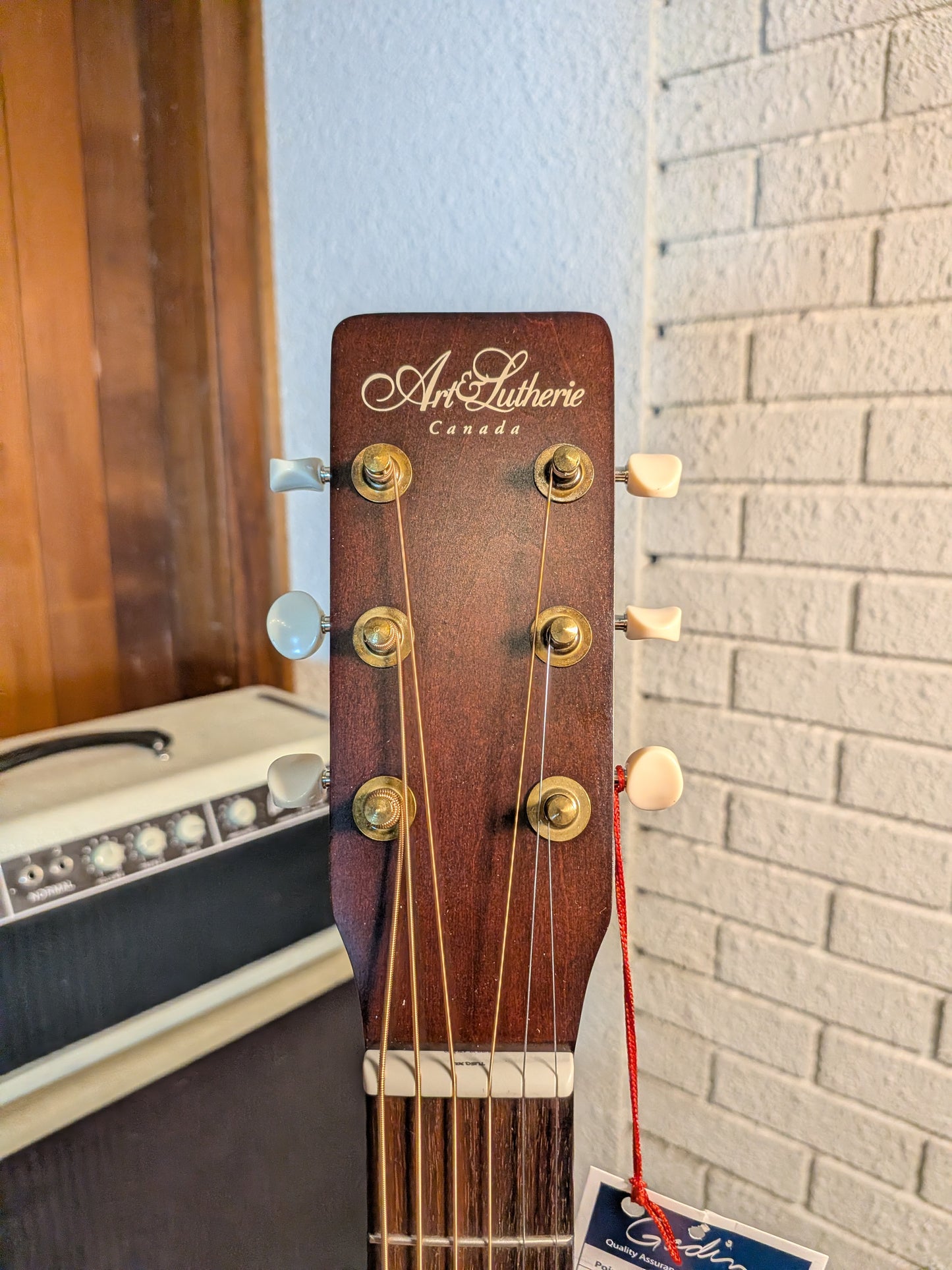 Art & Lutherie American CW Presys II Acoustic/Electric Guitar - Faded Black (Used)