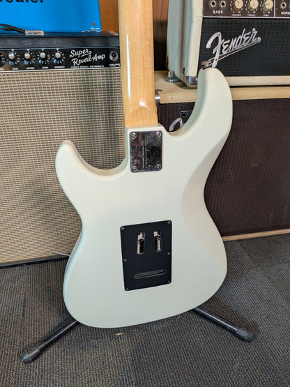 Dame Saint T350 Electric Guitar w/Gig Bag - Vintage White (Used)