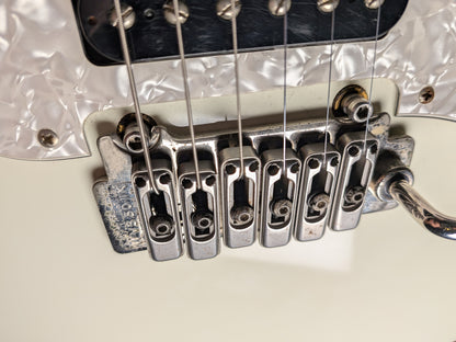 Dame Saint T350 Electric Guitar w/Gig Bag - Vintage White (Used)