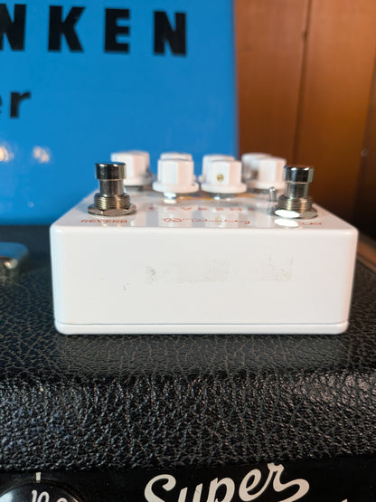 Keeley Caverns V2 Delay & Reverb Pedal w/Box (Used)