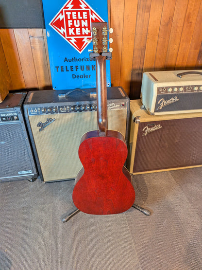 Art & Lutherie Roadhouse Tennessee Red Acoustic/Electric Guitar (B-Stock)
