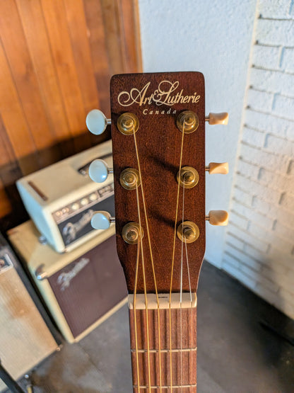 Art & Lutherie Roadhouse Tennessee Red Acoustic/Electric Guitar (B-Stock)
