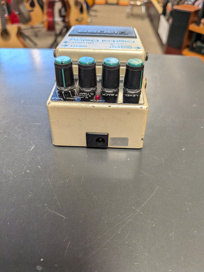 Boss DD-2 Digital Delay Pedal (1985)