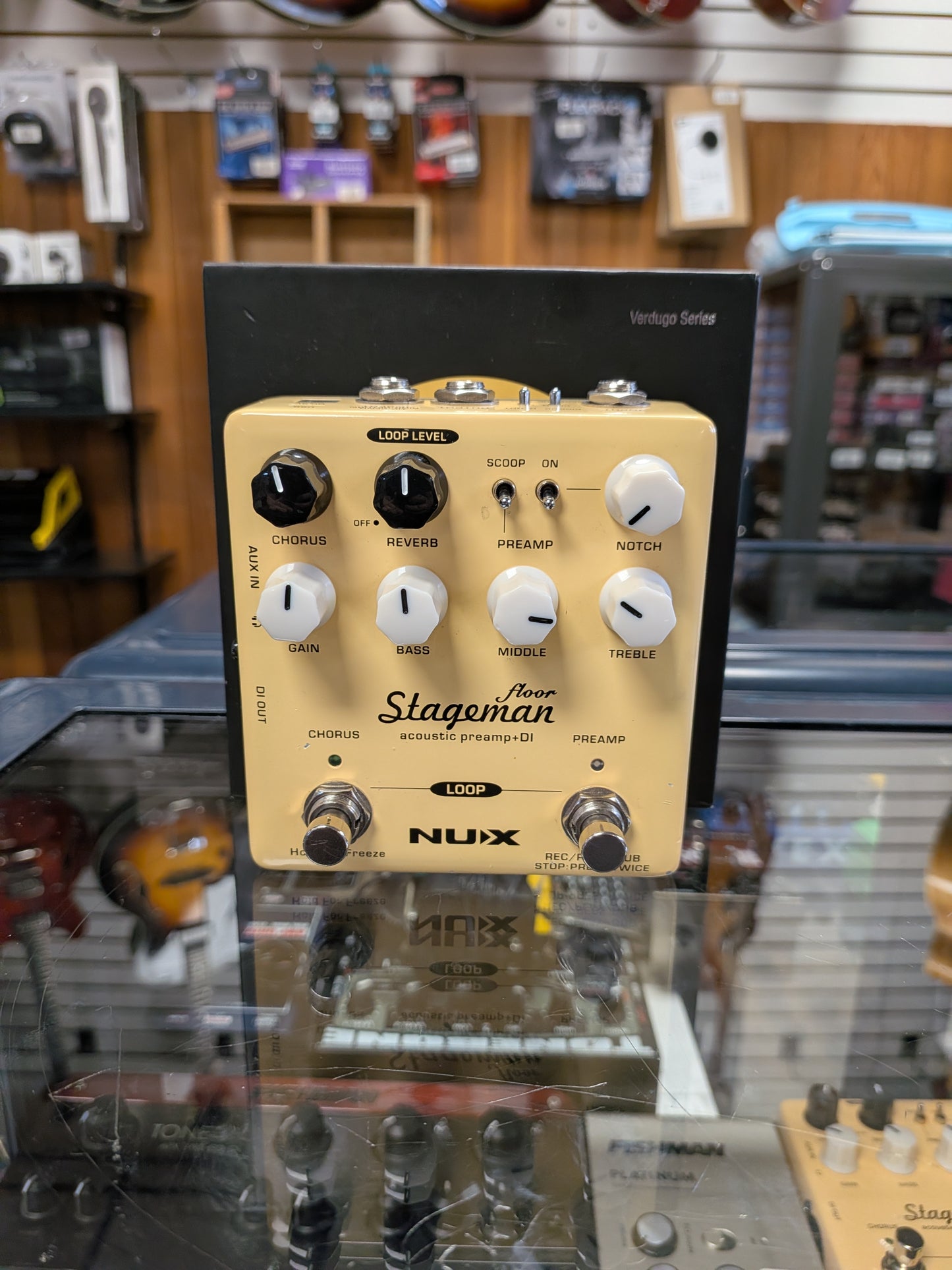 NUX Stageman Floor Acoustic Preamp & DI w/Box (Used)