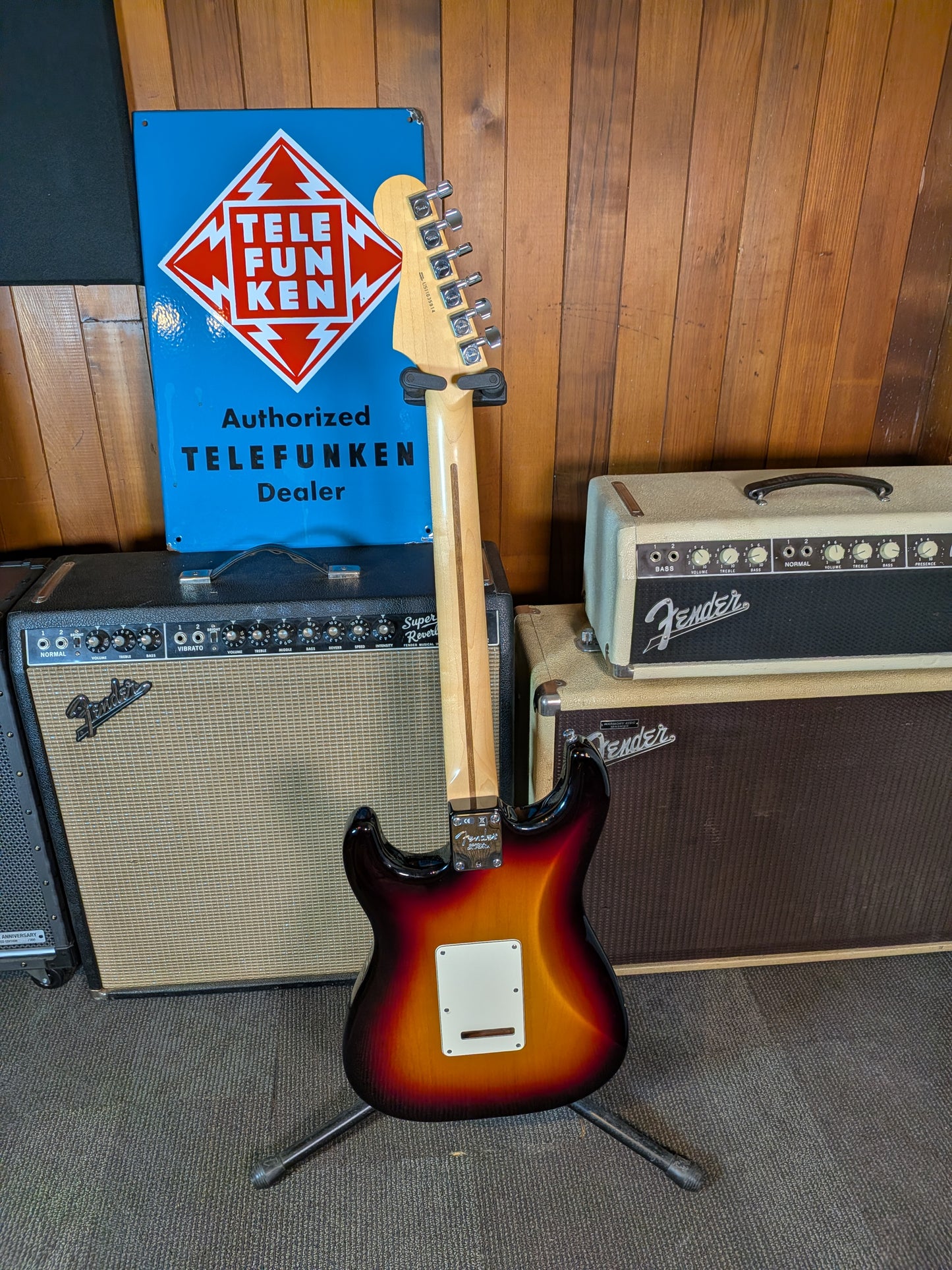 Fender American Standard HSS Electric Guitar w/Case - 3-Color Sunburst (2011)