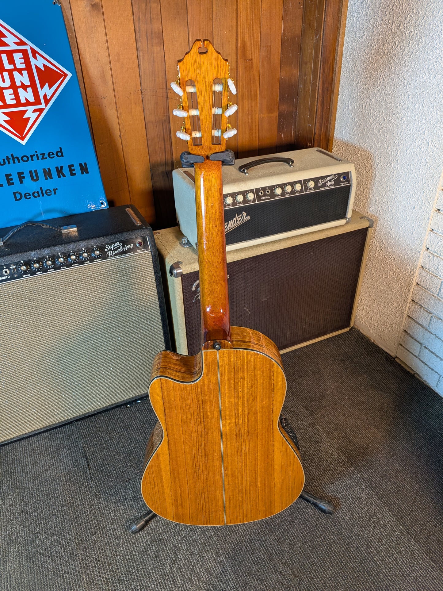 Washburn C64CE Acoustic/Electric Nylon String Guitar - Natural (1990's)