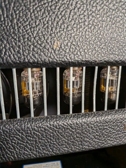 Fender Blues Junior III 1x12" 15w Guitar Combo Amplifier (2010)