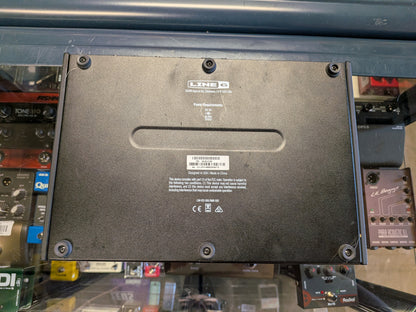 Line 6 HX Effects Multi Effects Unit w/Power Supply (Used)