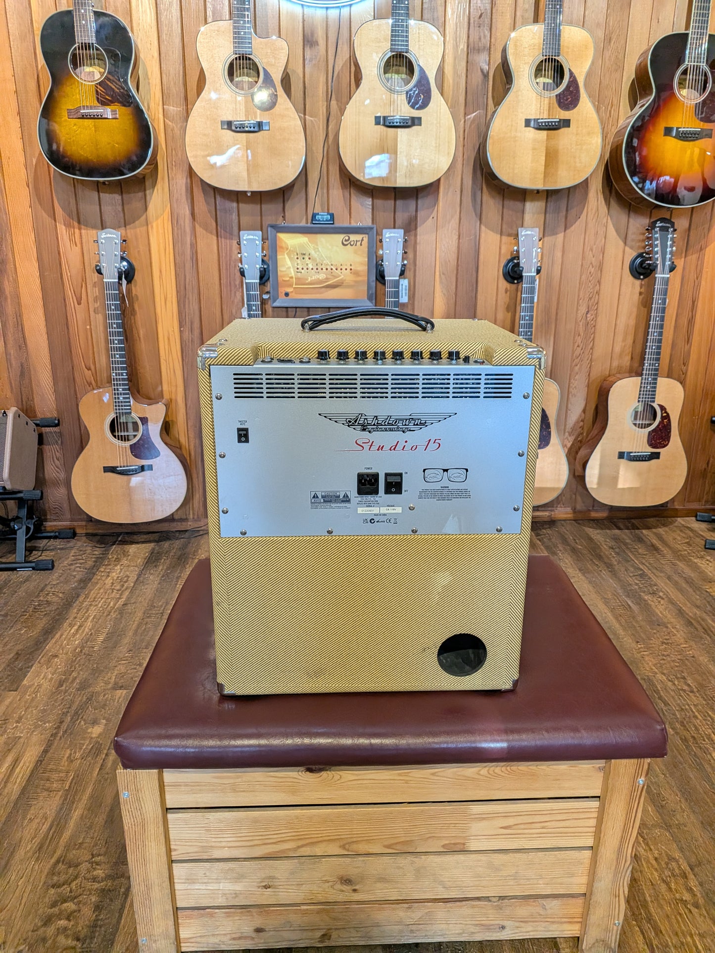 Ashdown Engineering Studio 15 300w 1x15" Bass Combo Amplifier - Tweed (Used)