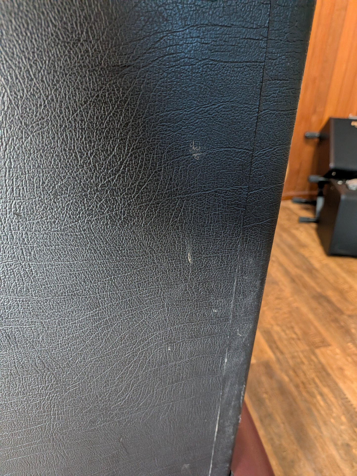 Ashdown Engineering ABM-115H 1x15" 300w Bass Speaker Cabinet (Used)