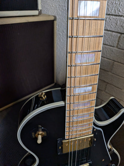 Gibson Custom Les Paul Custom Electric Guitar w/Maple Fretboard & Case (2011)