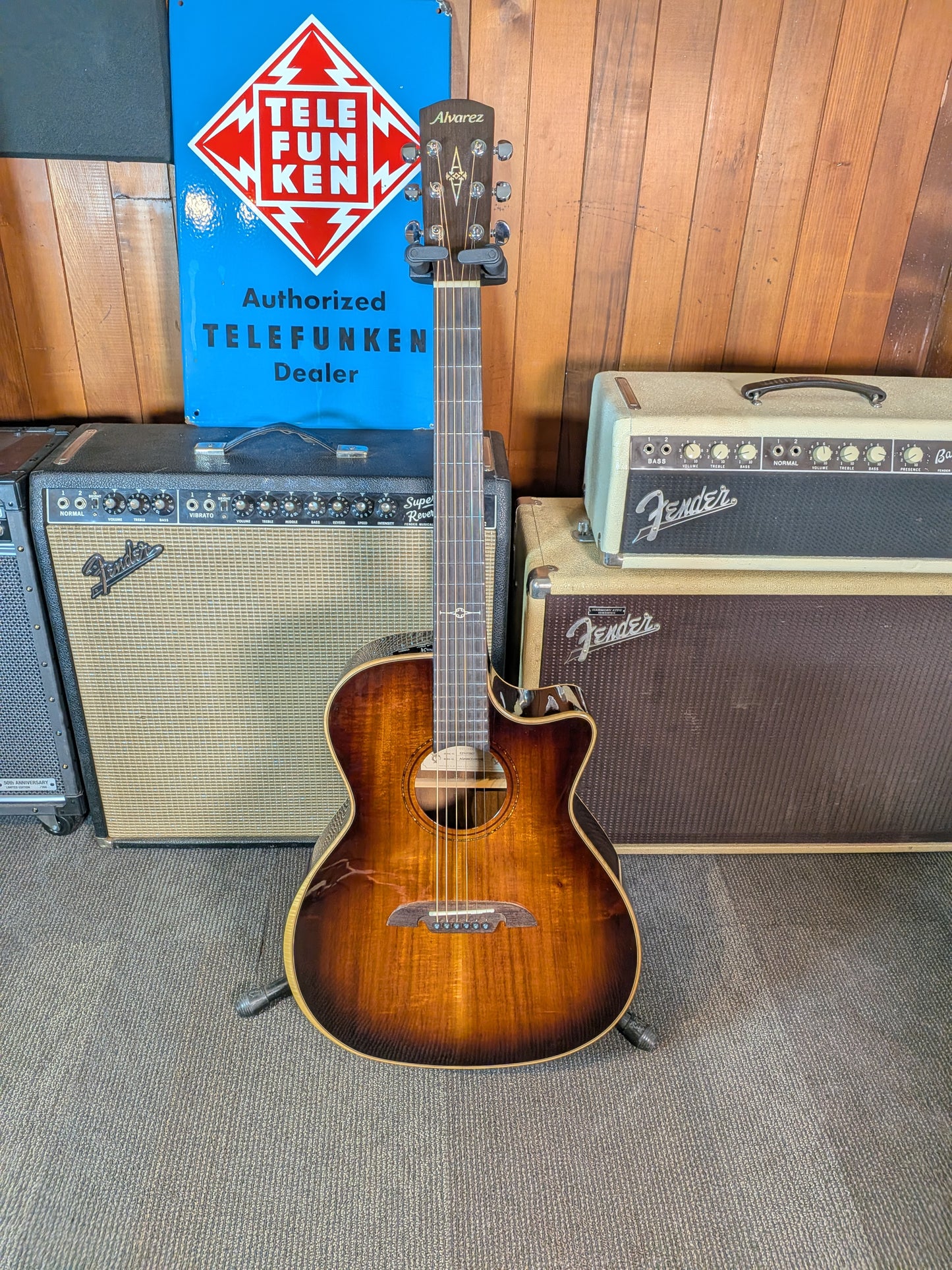 Alvarez AGA99CEARSHB Grand Auditorium Acoustic/Electric Guitar w/Case - Shadowburst (Used)