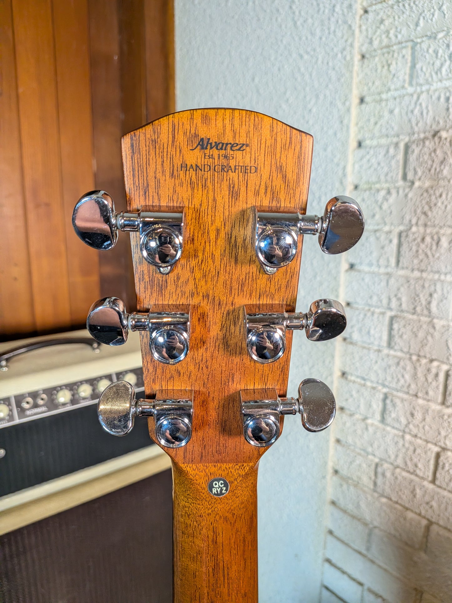Alvarez AGA99CEARSHB Grand Auditorium Acoustic/Electric Guitar w/Case - Shadowburst (Used)