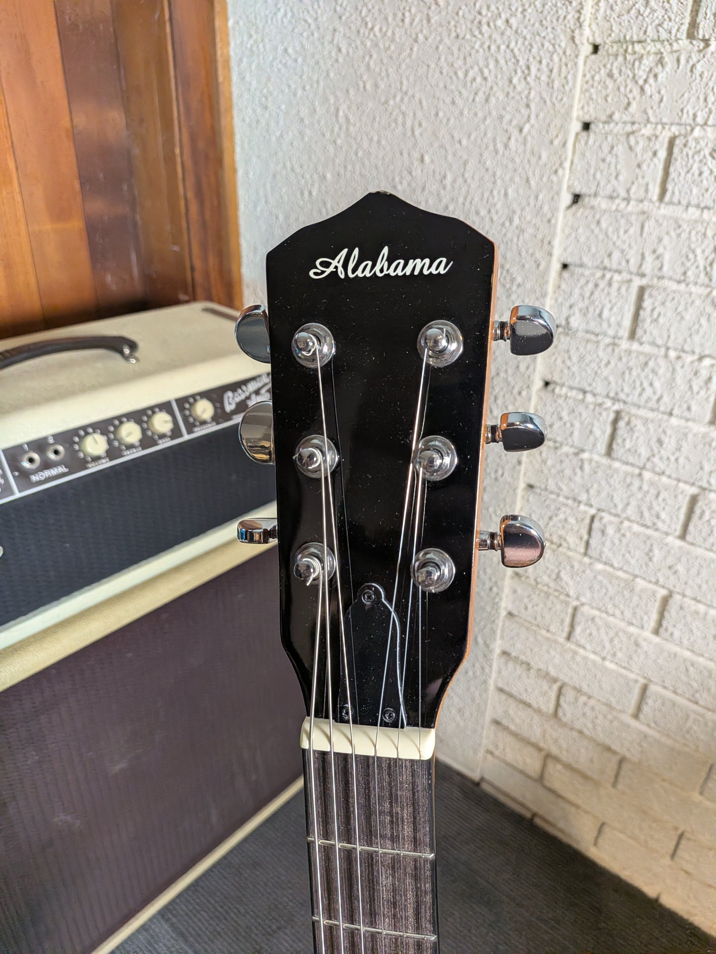 Alabama ALB36 6 String Banjo (Used)