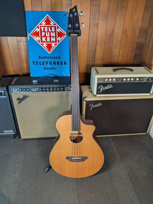 Breedlove Atlas Solo BJ350/CMe4 Fretless Acoustic/Electric Bass w/Case (2012)