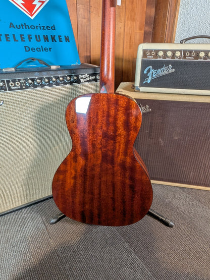 Eastman E1OOSS Deluxe Slope Shoulder Acoustic/Electric Guitar w/Gig Bag - Sunburst (Serial #M2601767)