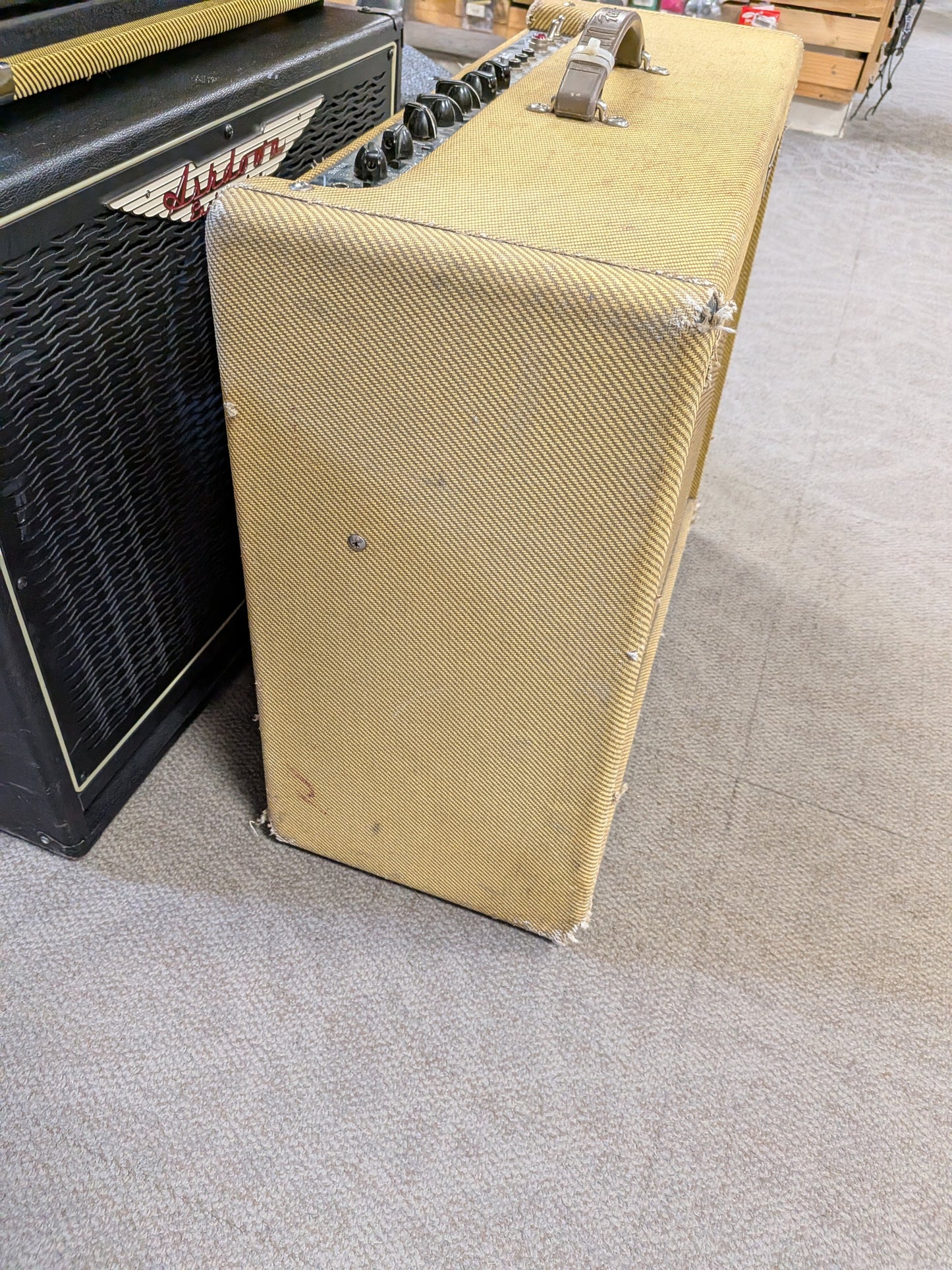 Fender Blues DeVille 2x12" 60w Tube Guitar Combo Amplifier - Tweed (1993-1996)