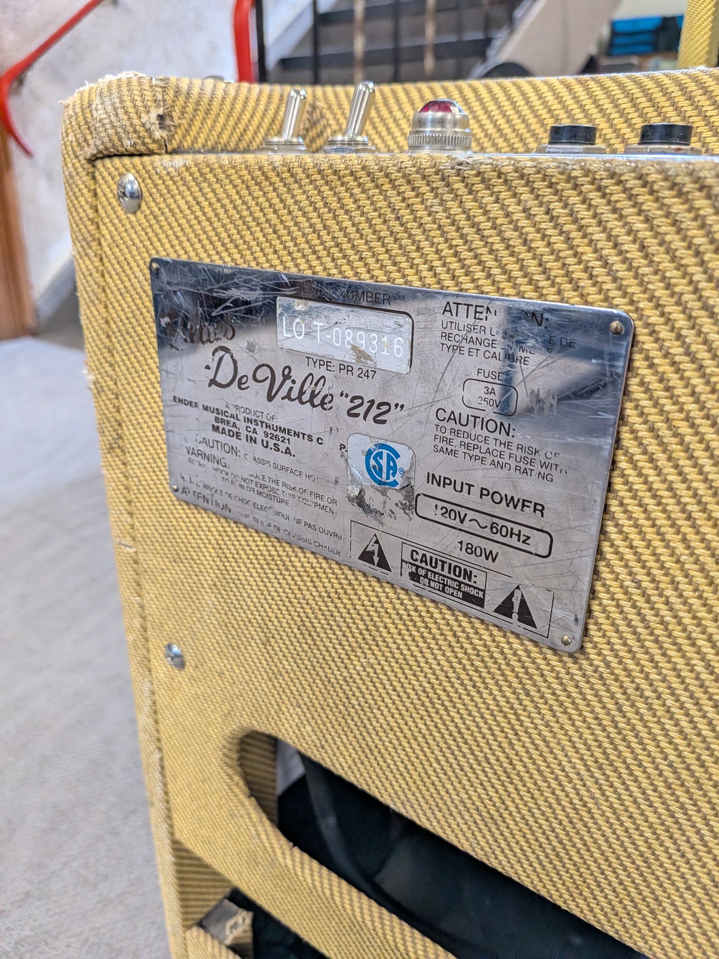 Fender Blues DeVille 2x12" 60w Tube Guitar Combo Amplifier - Tweed (1993-1996)