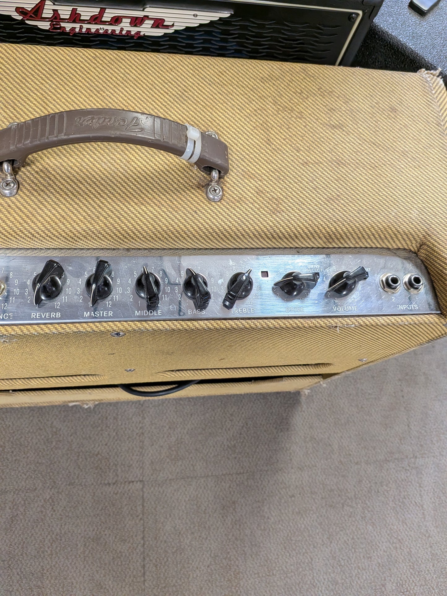 Fender Blues DeVille 2x12" 60w Tube Guitar Combo Amplifier - Tweed (1993-1996)