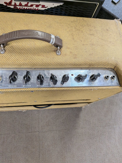 Fender Blues DeVille 2x12" 60w Tube Guitar Combo Amplifier - Tweed (1993-1996)