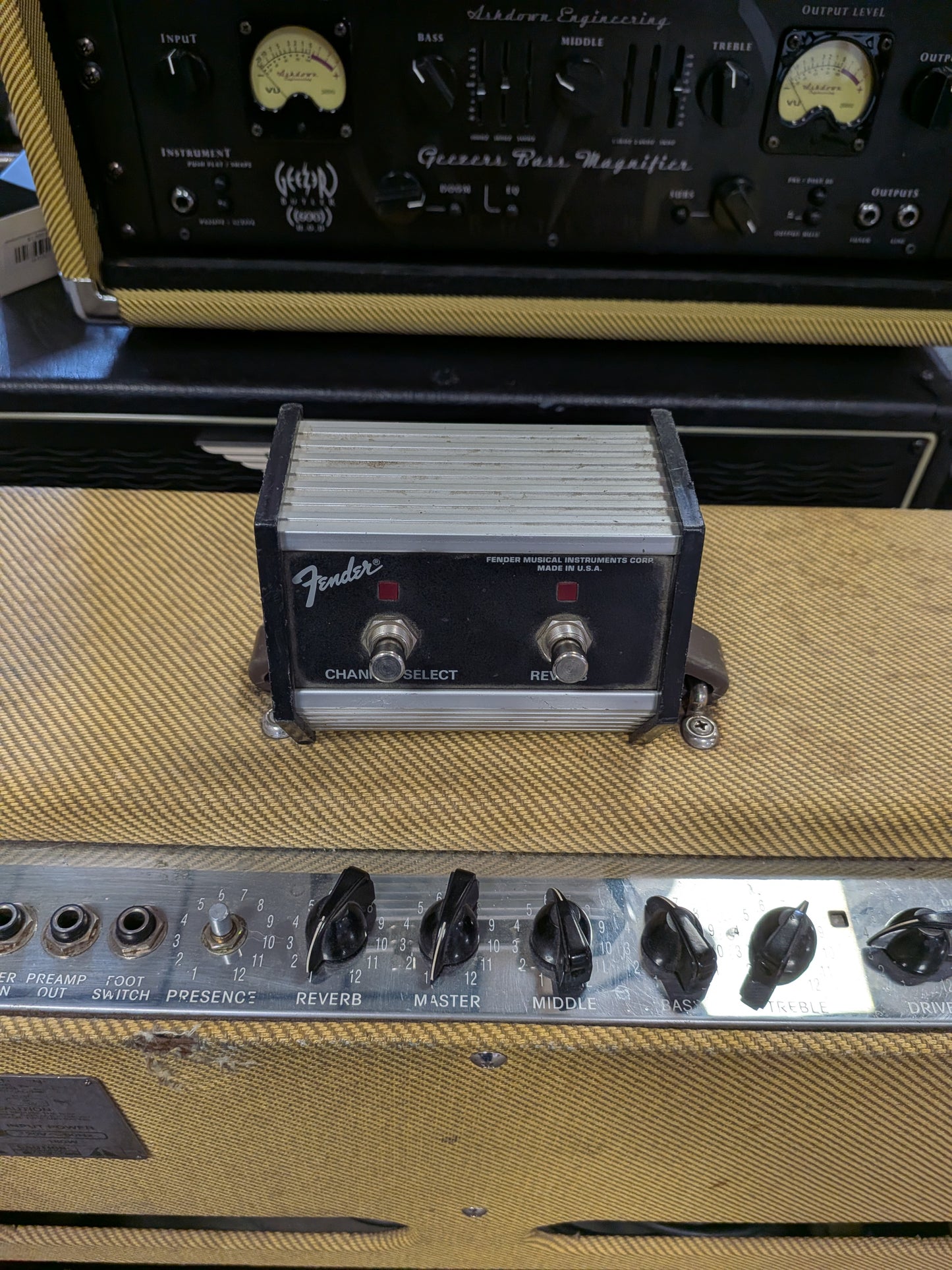 Fender Blues DeVille 2x12" 60w Tube Guitar Combo Amplifier - Tweed (1993-1996)