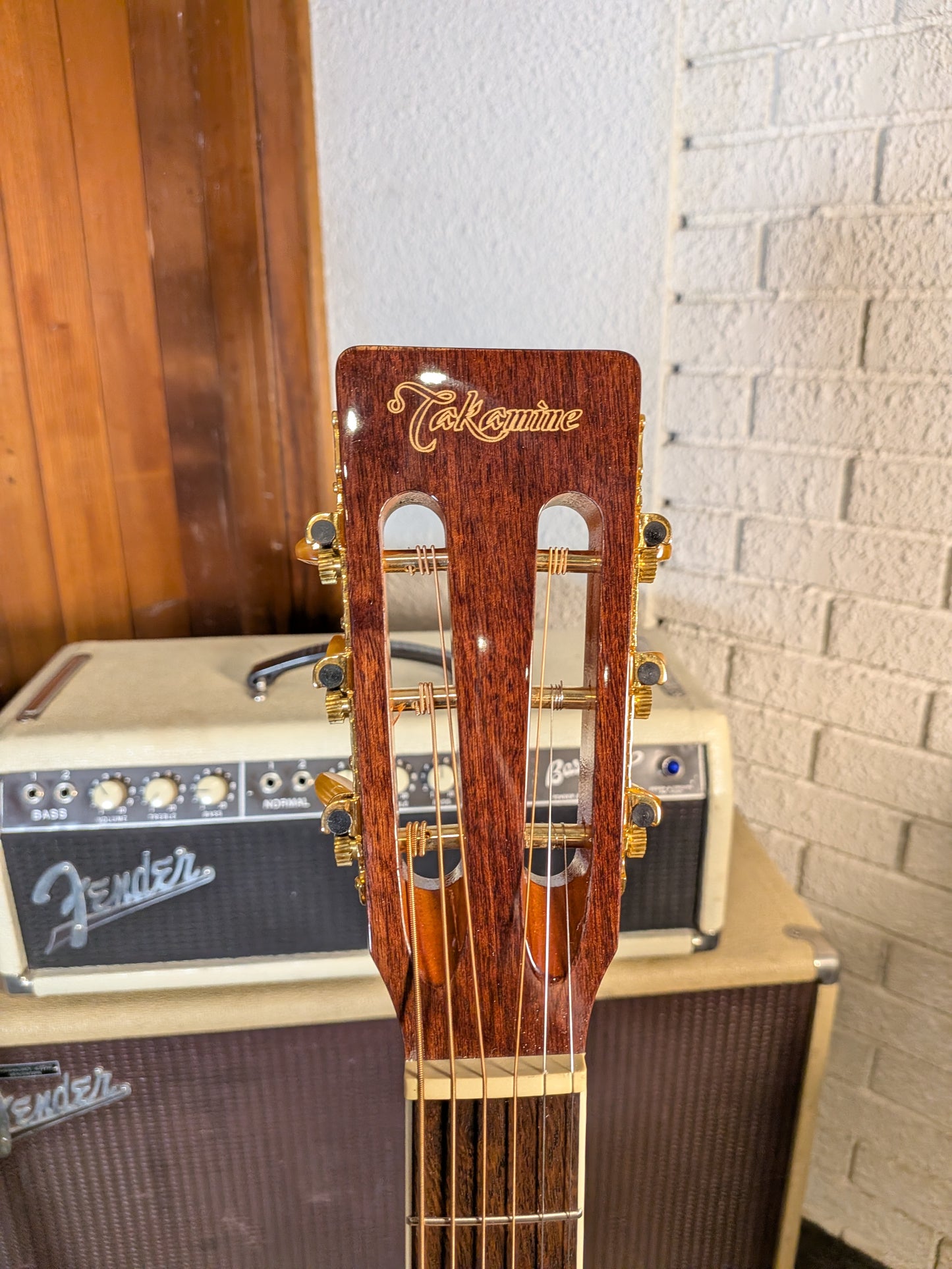 Takamine GY51E New Yorker Acoustic/Electric Guitar - Gloss Brown Sunburst (B-Stock)