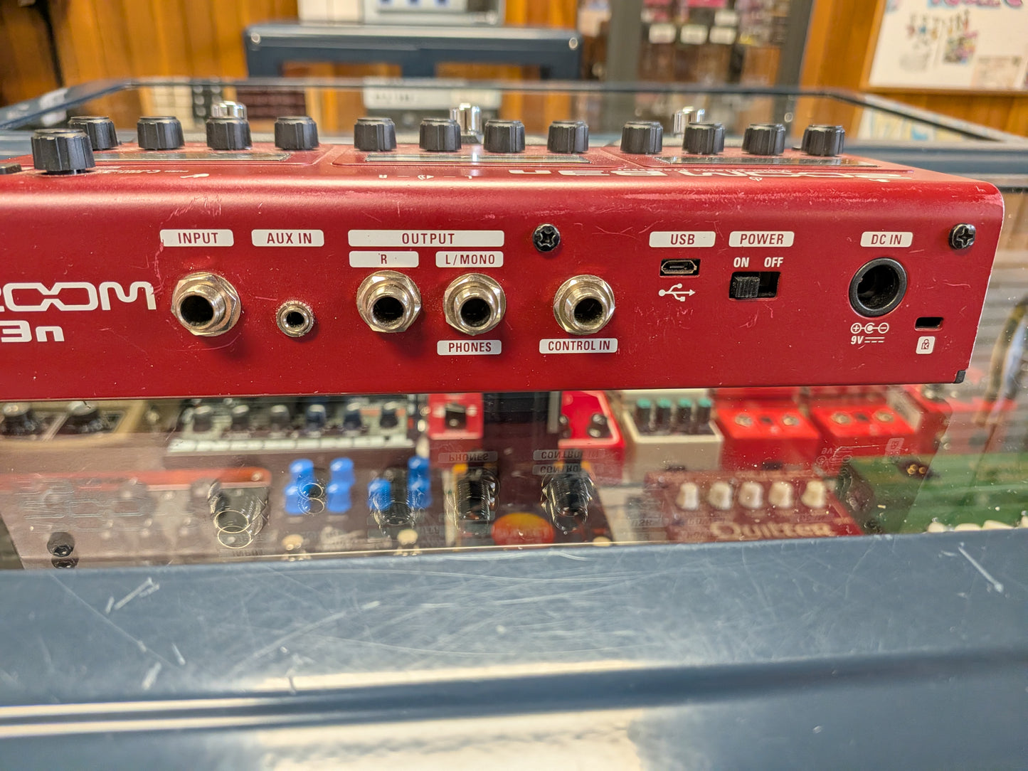 Zoom B3n Bass Multi Effect Pedal (Used)