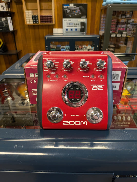 Zoom B2 Bass Multi-Effects Pedal w/Box (Used)