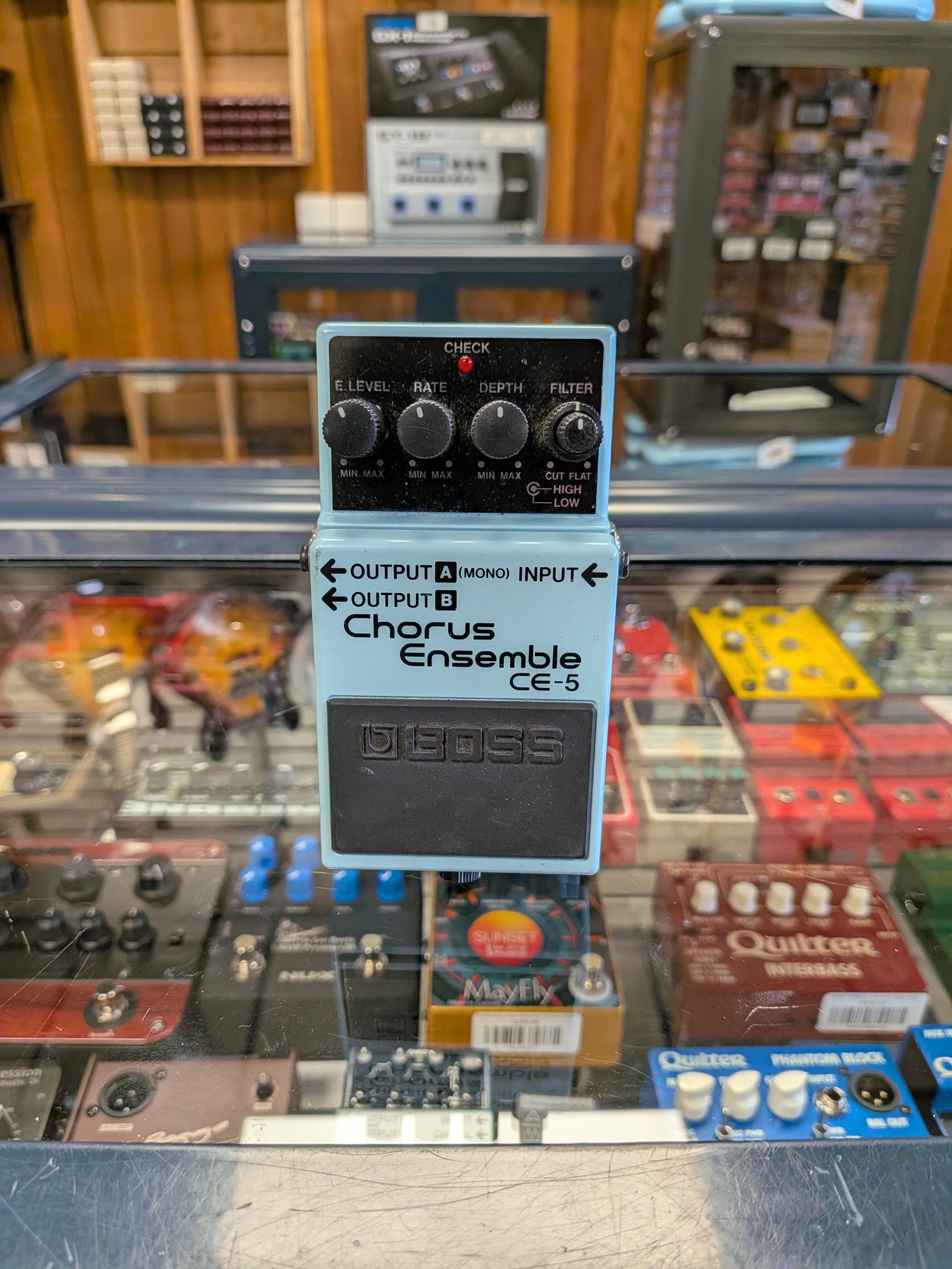 Boss CE-5 Stereo Chorus Pedal (Used) – Acoustic Music Shop