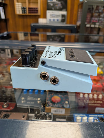 Boss CE-5 Stereo Chorus Pedal (Used)