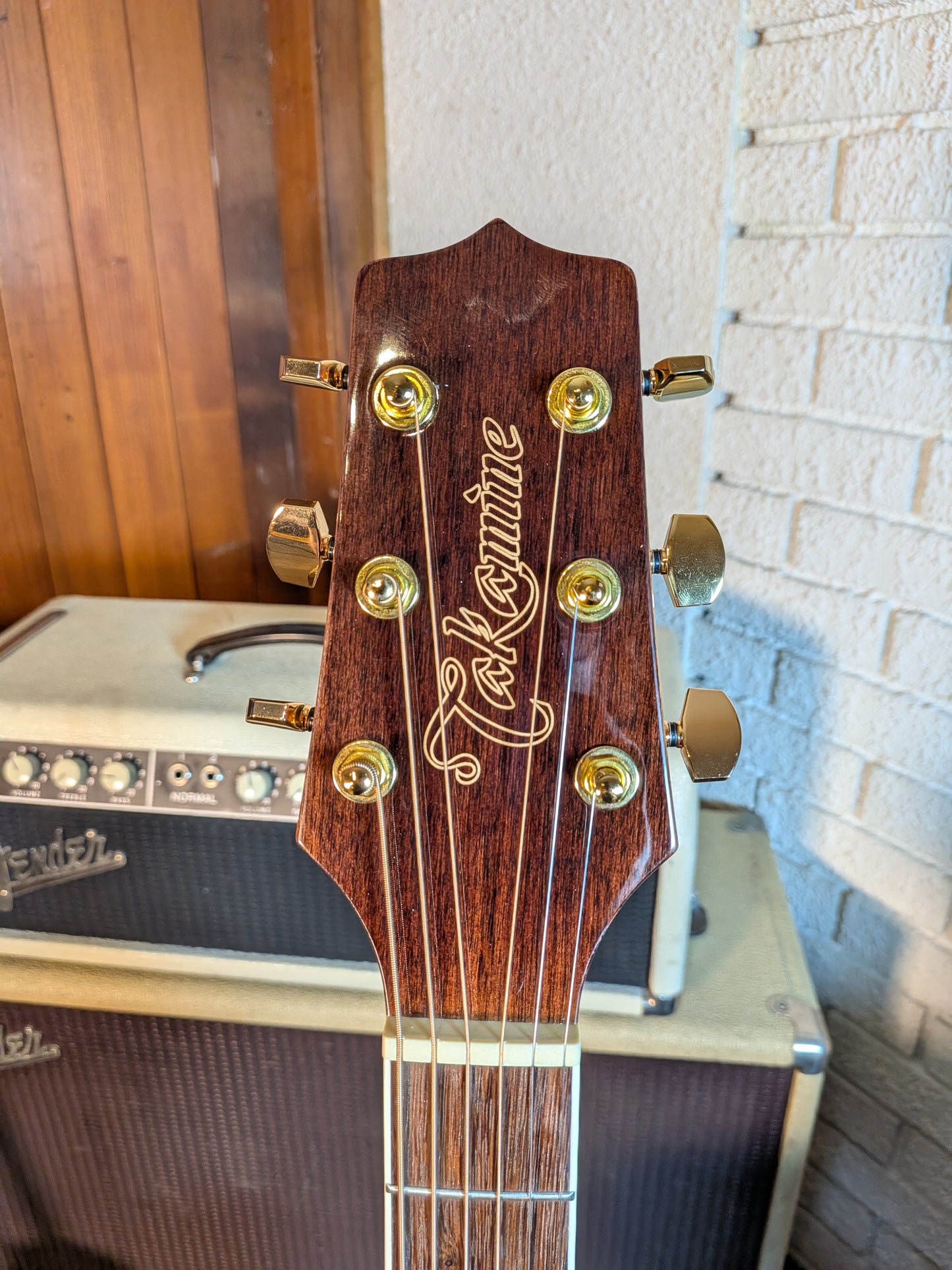 Takamine GN77KCE NEX Koa Acoustic/Electric Guitar - Natural Gloss (B-Stock)