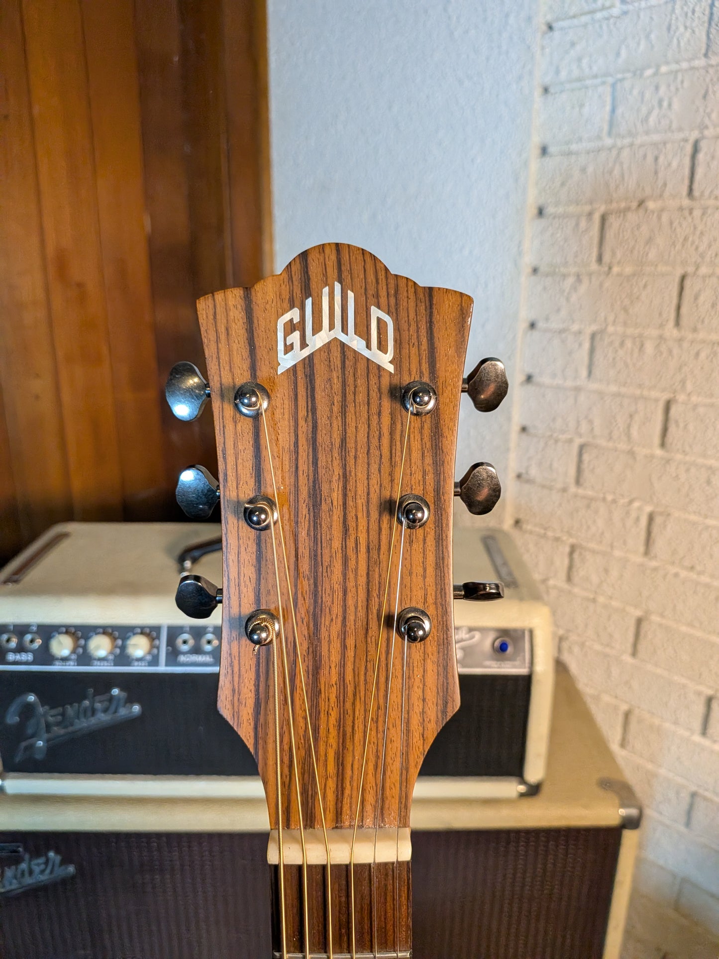 Guild OM-240CE Acoustic/Electric Guitar w/Case - Antique Charcoal Burst (Used)