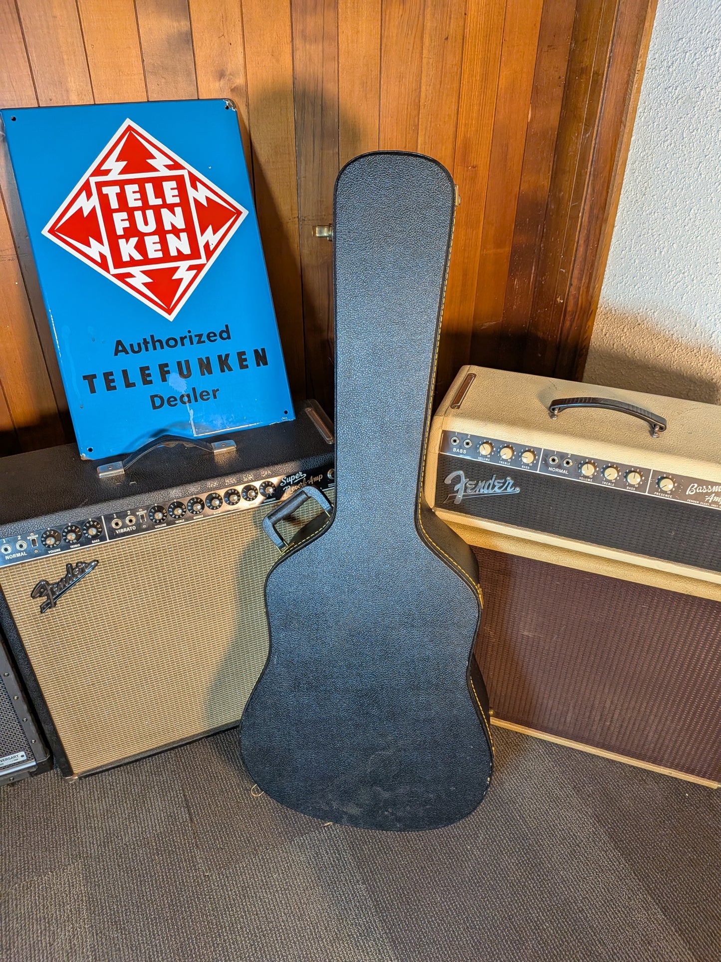 Guild OM-240CE Acoustic/Electric Guitar w/Case - Antique Charcoal Burst (Used)