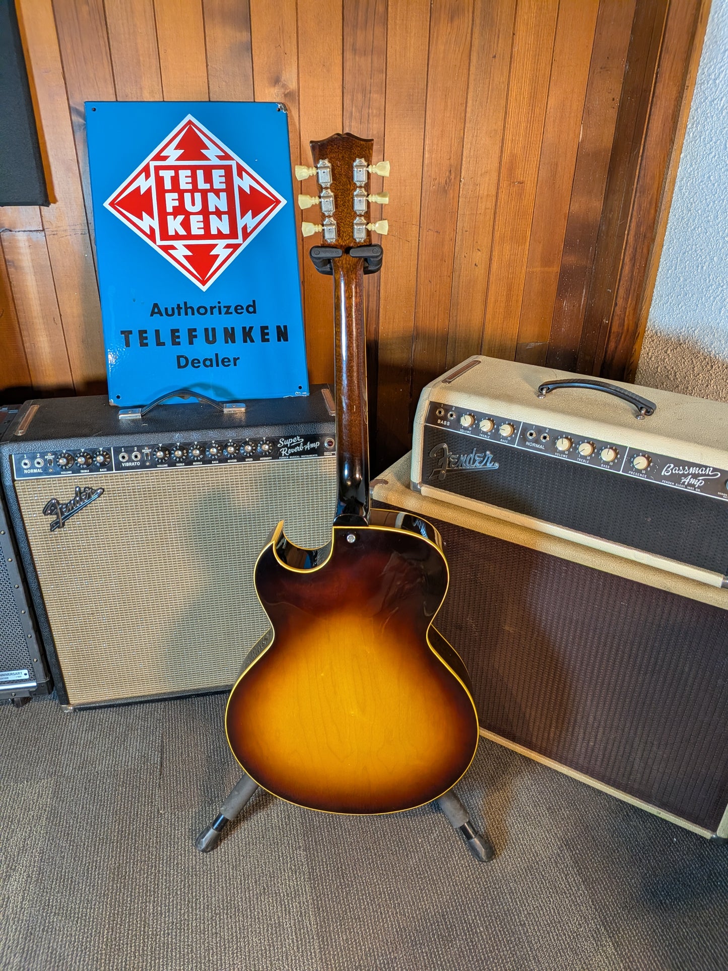 Gibson ES-175D Hollow Body Archtop Electric Guitar w/ Factory Bigsby & Case - Sunburst (1965)