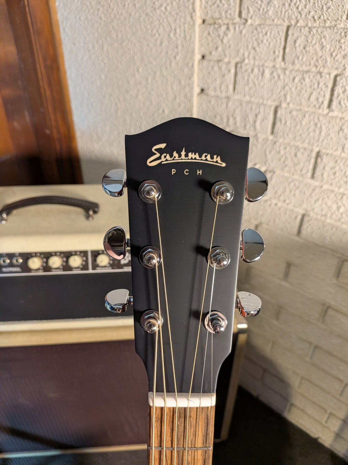 Eastman PCH1 Grand Auditorium Acoustic/Electric Guitar w/Gig Bag - Classic Finish (Serial #M2604947)