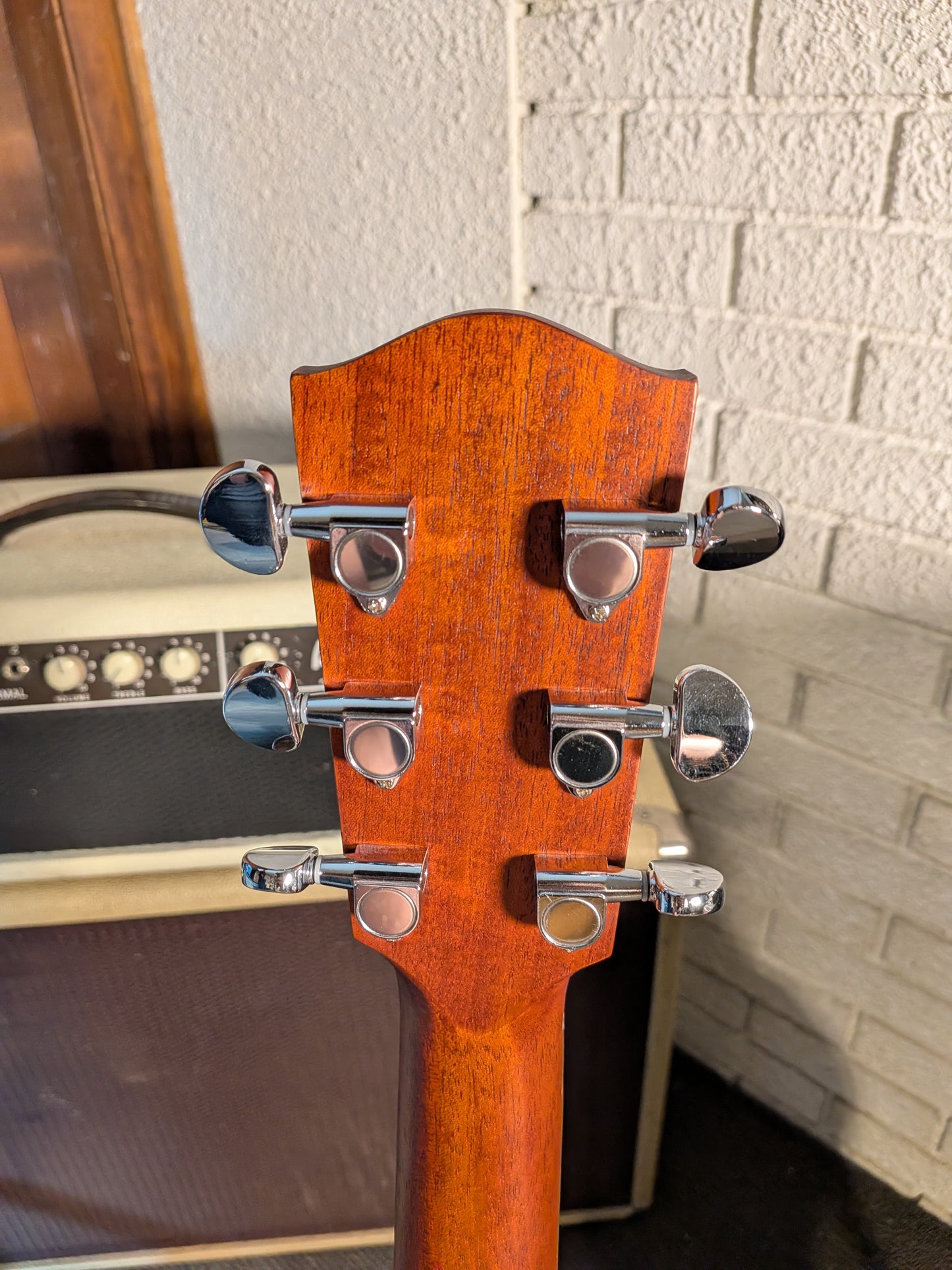 Eastman PCH1 Grand Auditorium Acoustic/Electric Guitar w/Gig Bag - Classic Finish (Serial #M2604947)