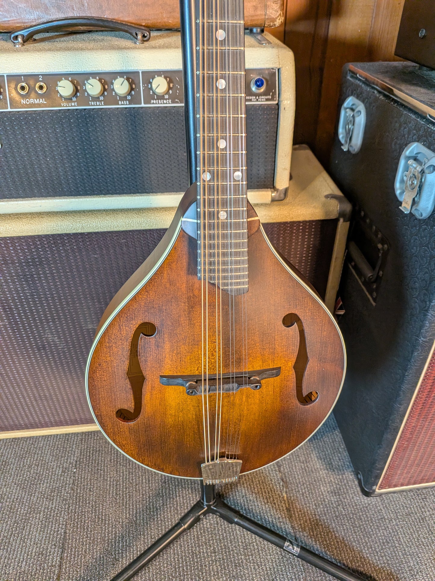 Eastman MD305 A-Style Mandolin w/ Gig Bag - Classic Satin Finish (Serial #N2505400)