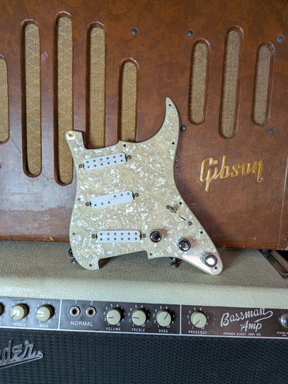Seymour Duncan Everything Axe Loaded Stratocaster Pearloid Pickguard w/White Pickup Covers (Used)