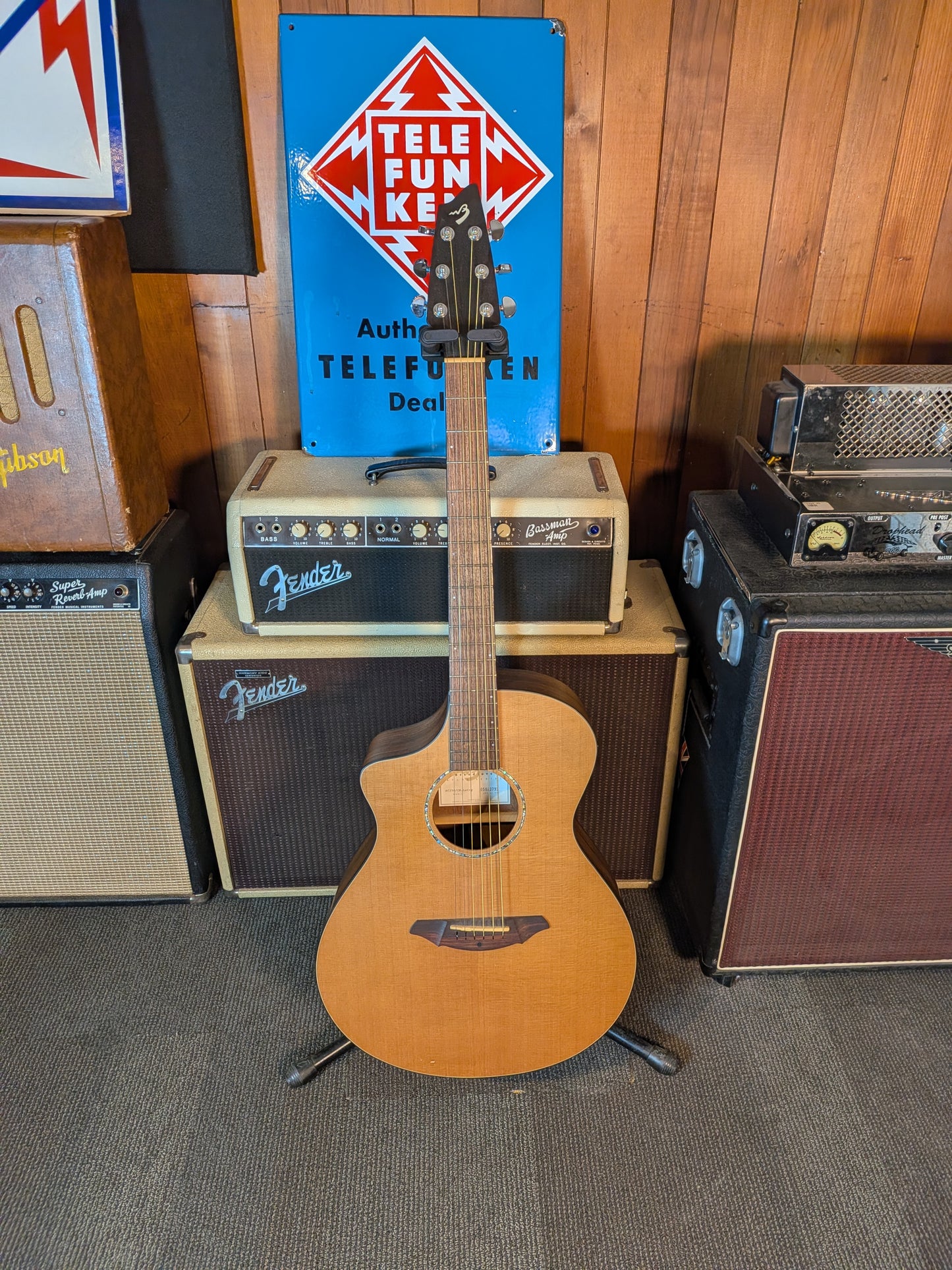 Breedlove AC250/CR Left Handed Acoustic/Electric Guitar w/Gig Bag (2005)